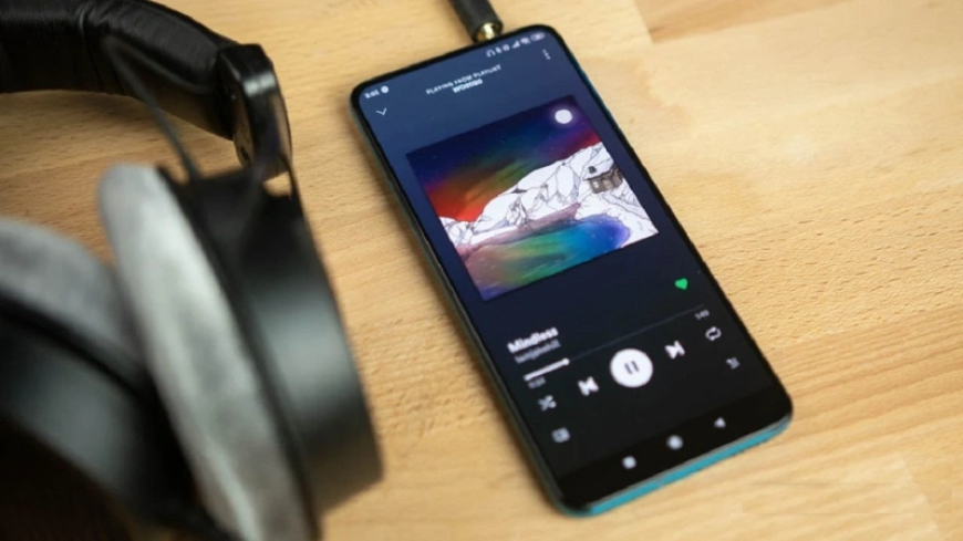 Telefonlarda Stereo Hoparlör Neden Önemli?